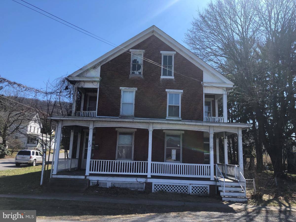 Millersburg, PA 17061,210 CENTER ST