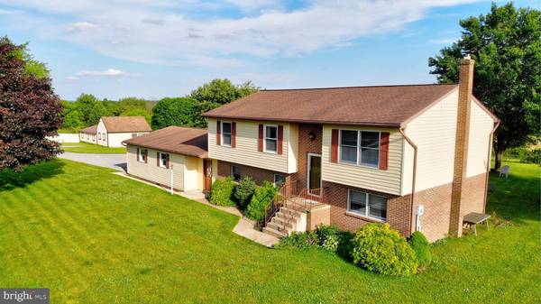 426 RIDGE RD, Grantville, PA 17028