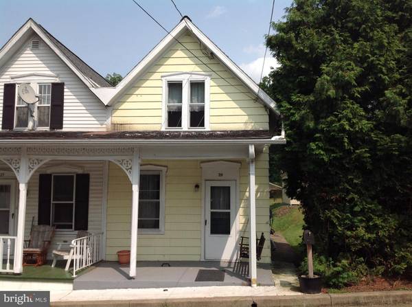 29 S MOORE ST, Elizabethville, PA 17023