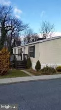 3584 MOBILE RD, Harrisburg, PA 17109