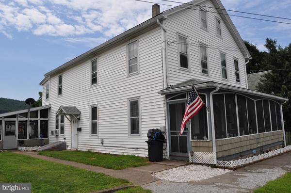 136 UNION ST W, Millersburg, PA 17061