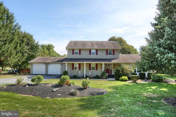 3 ARDMORE DR, Hummelstown, PA 17036