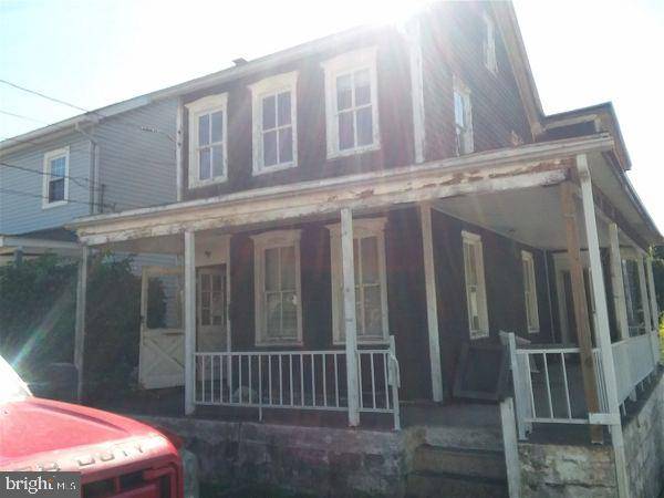 Wiconisco, PA 17097,207 OAK ST