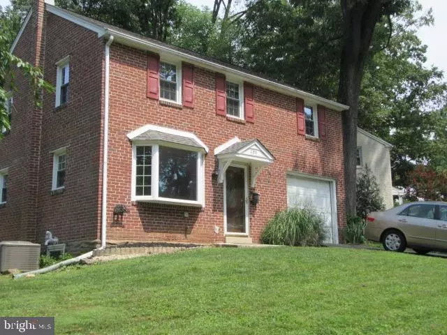 233 FRIENDSHIP RD, Drexel Hill, PA 19026