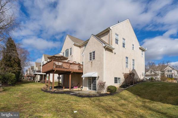 Broomall, PA 19008,118 CETON CT