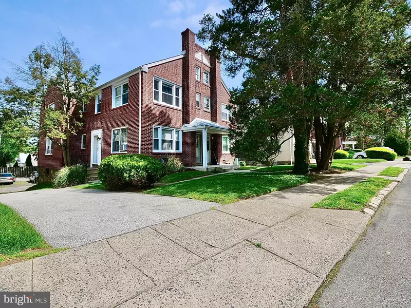 4111 WOODLAND AVE, Drexel Hill, PA 19026