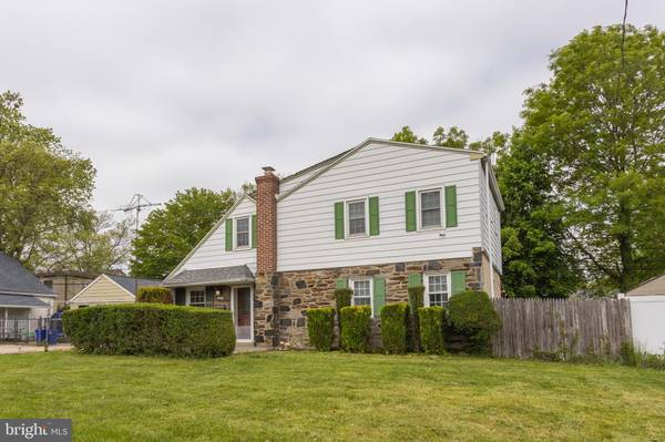 723 SURREY RD, Aldan, PA 19018