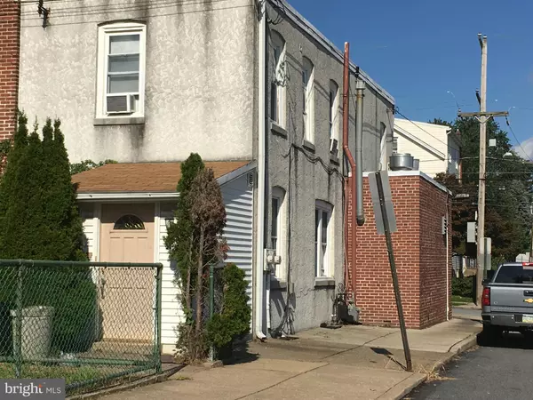 Clifton Heights, PA 19018,350 E BROADWAY AVE