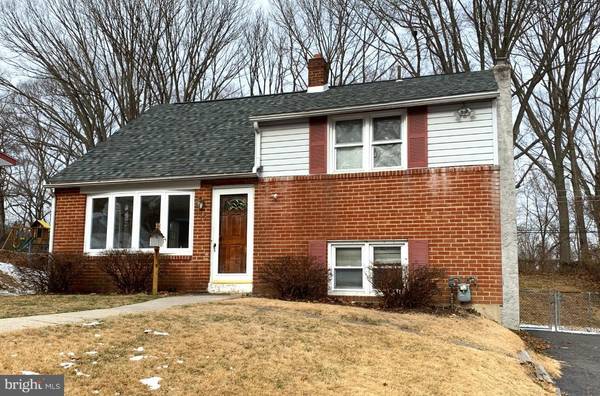 213 VALLEY GREEN DR., Aston, PA 19014