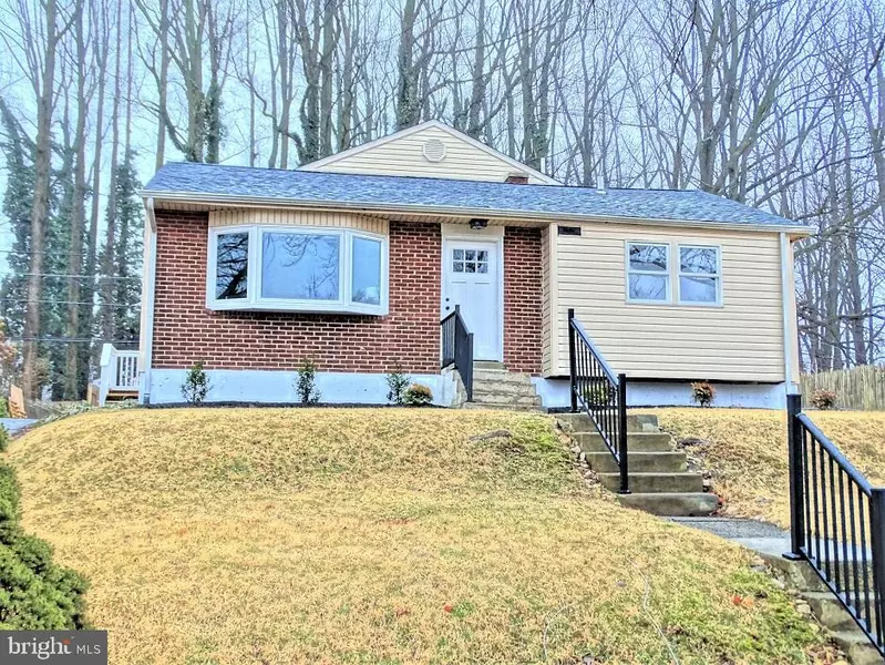 4113 PARK LN, Aston, PA 19014