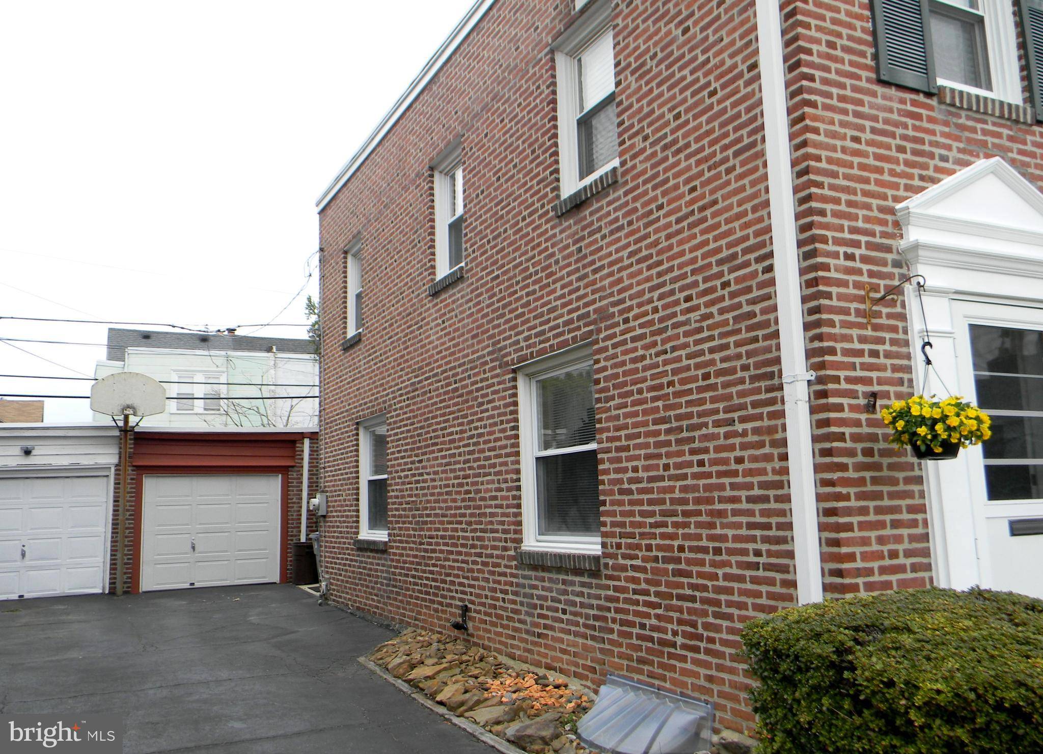 Drexel Hill, PA 19026,4003 REDDEN RD