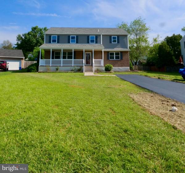 4 SNYDER LN, Aston, PA 19014