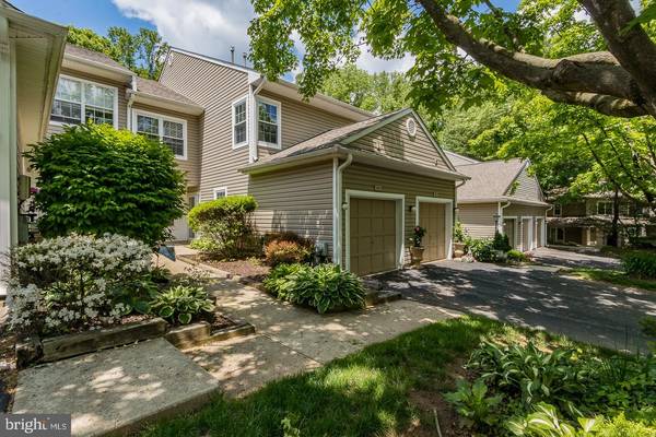 142 KINGSWOOD CT, Glen Mills, PA 19342