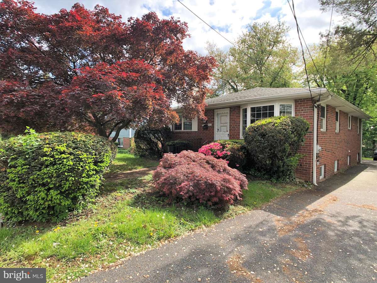 Woodlyn, PA 19094,411 FAIRVIEW RD