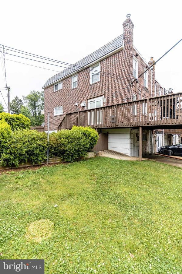 Clifton Heights, PA 19018,301 WESTBROOK DR