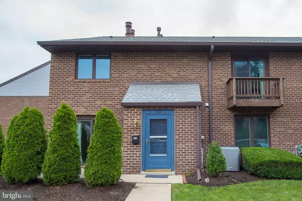 Ardmore, PA 19003,700 ARDMORE AVE #622