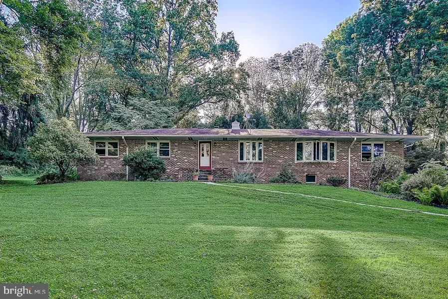 114 GRADYVILLE RD, Glen Mills, PA 19342