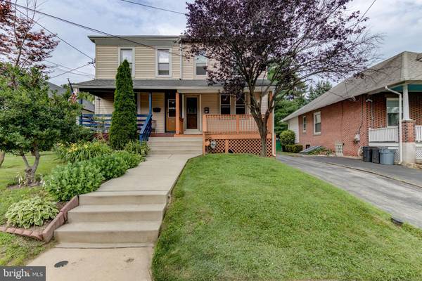 53 S WOODLAWN AVE, Aldan, PA 19018