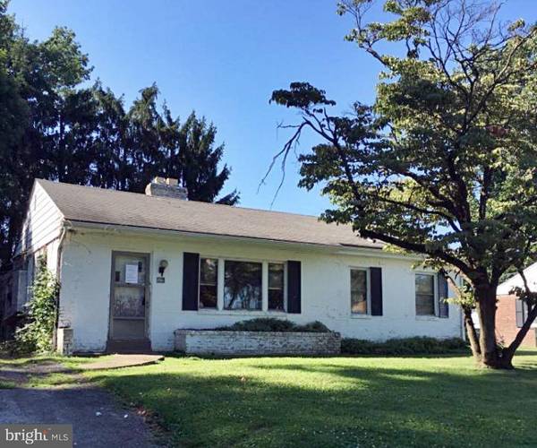 320 LAWRENCE RD, Broomall, PA 19008