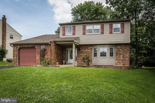 27 HIDDEN VALLEY RD, Aston, PA 19014