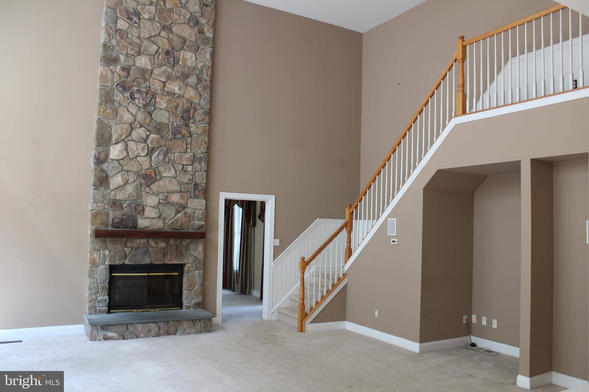 Newtown Square, PA 19073,9 HEATHER WAY