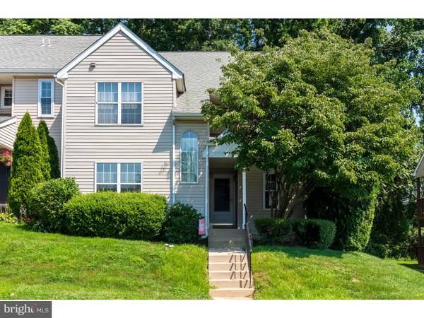 390 DERRY DR, Aston, PA 19014