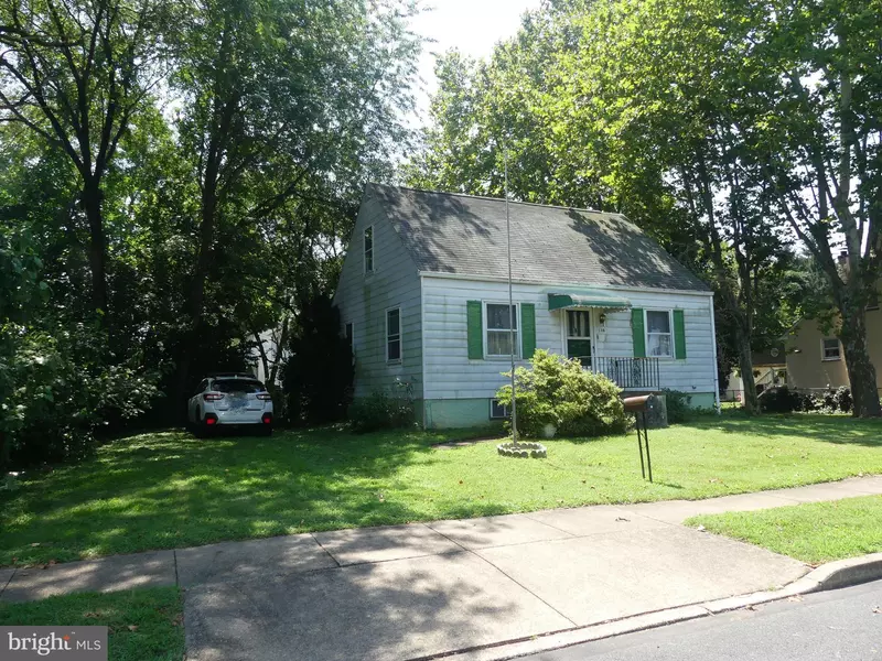 138 DELAWARE ST, Essington, PA 19029