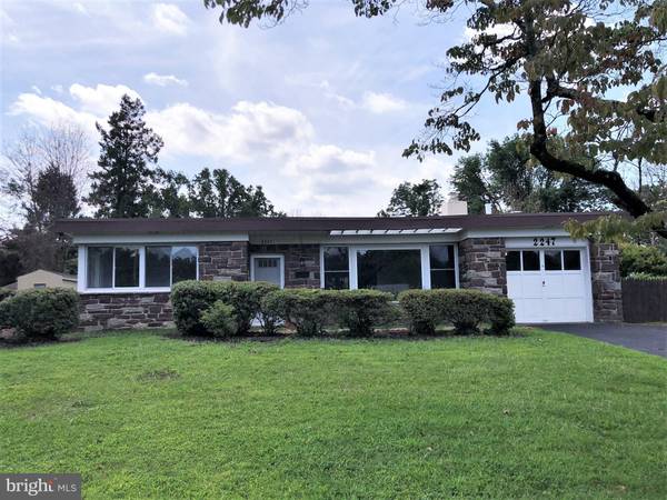 2247 WINDSOR CIR, Broomall, PA 19008