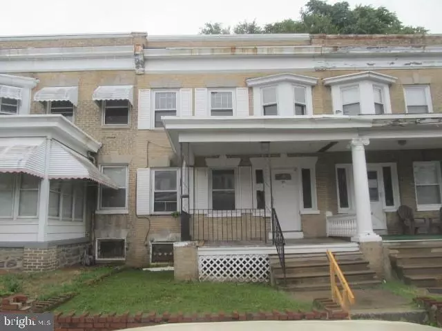 921 ELSINORE PL, Chester, PA 19013