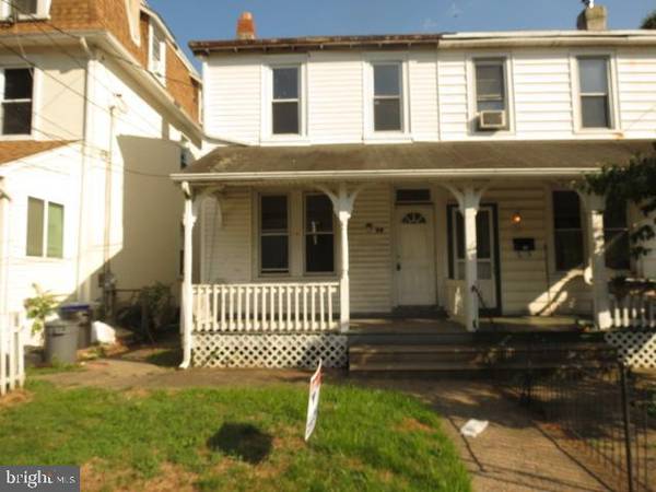 32 E WASHINGTON AVE, Clifton Heights, PA 19018