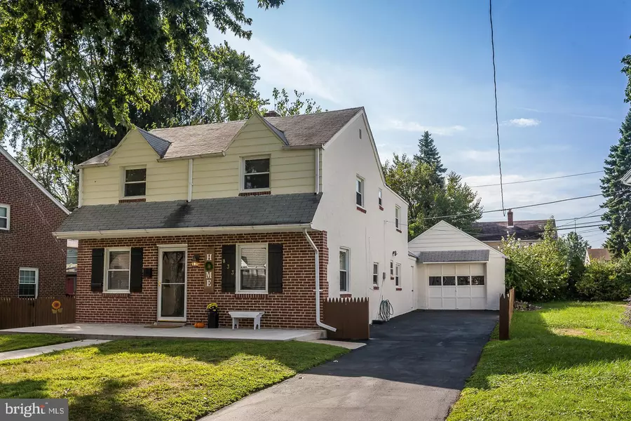 833 WYNDOM TER, Secane, PA 19018