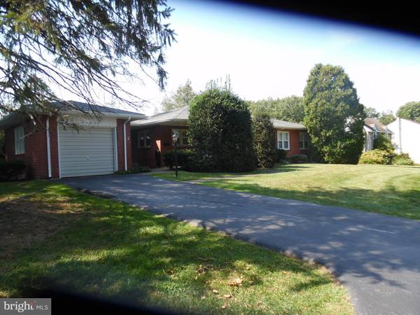 2700 SPRINGFIELD RD, Broomall, PA 19008