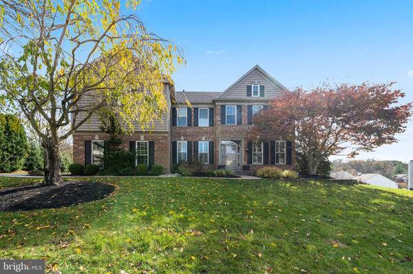 10 PALMER DR, Glen Mills, PA 19342