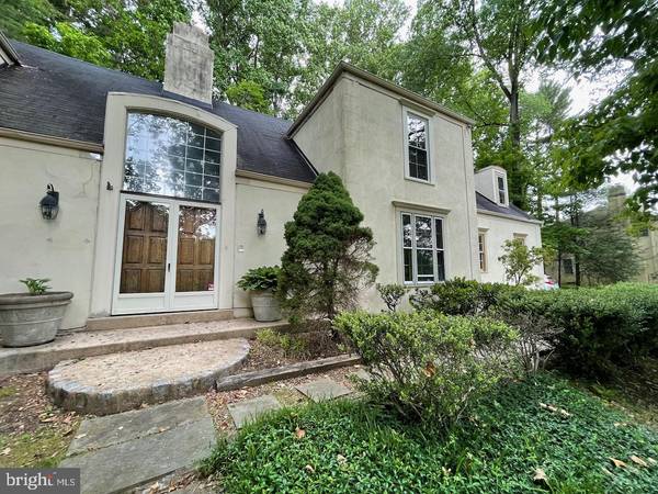 220 HANSELL RD, Newtown Square, PA 19073