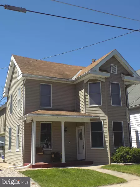 3857 LINCOLN ST, Chambersburg, PA 17202