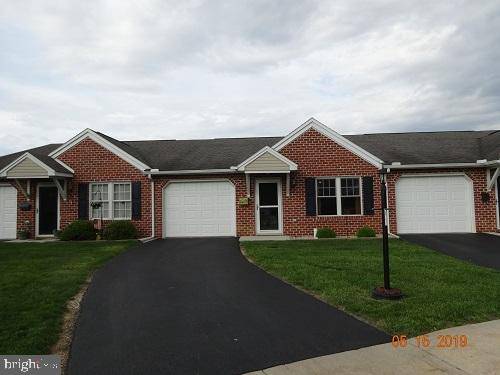 733 FIRESIDE DR, Shippensburg, PA 17257