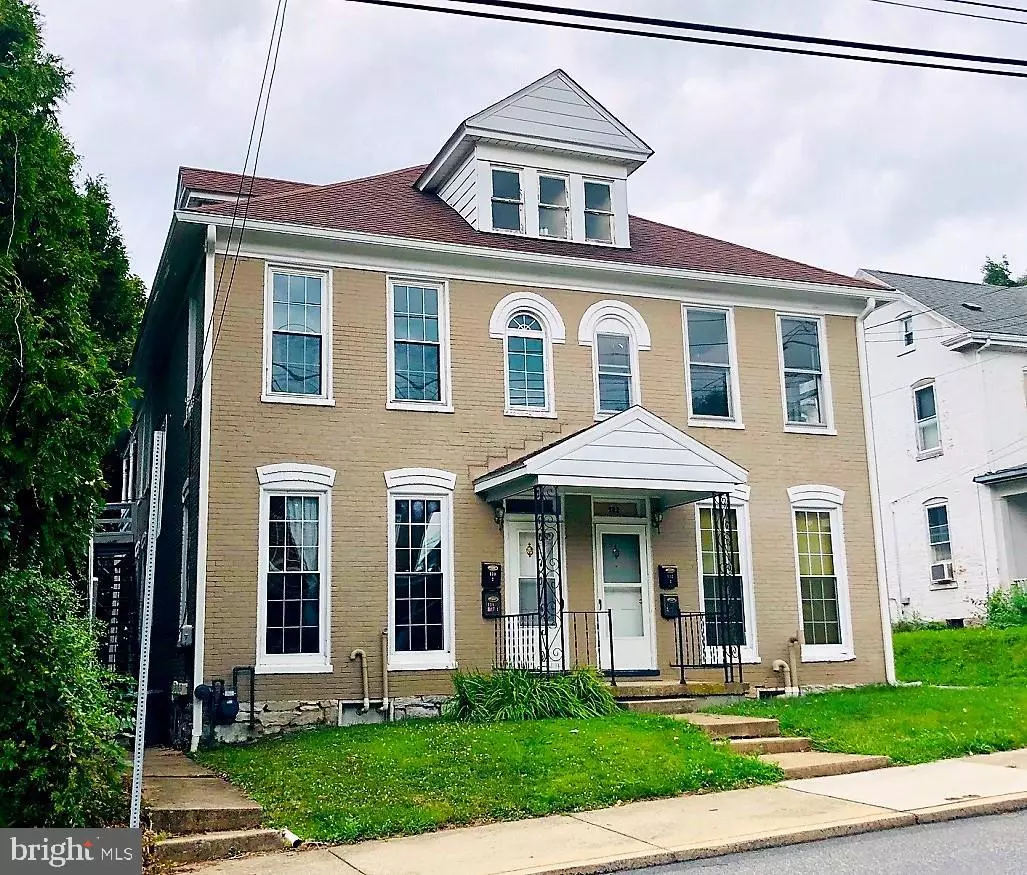 Waynesboro, PA 17268,130 N GRANT