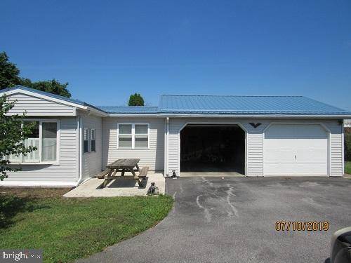 7725 ROXBURY RD, Shippensburg, PA 17257