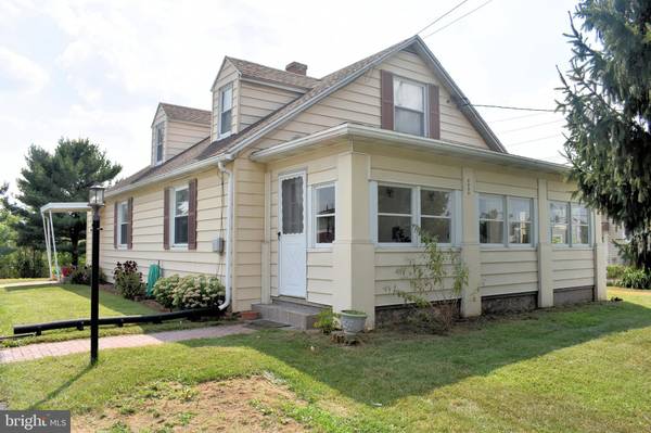 1054 EDENVILLE RD, Chambersburg, PA 17202