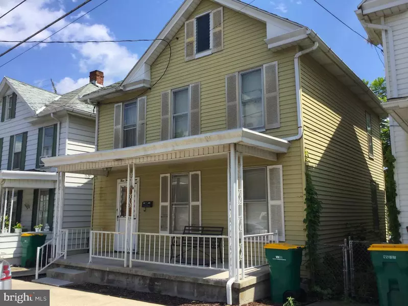 327 FAIRVIEW AVE, Waynesboro, PA 17268