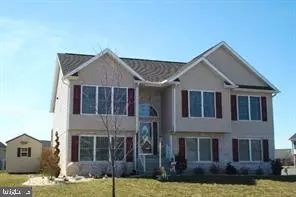 381 MARTINA DR, Chambersburg, PA 17201