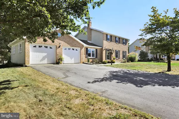 Greencastle, PA 17225,576 MEADOWVIEW CIR