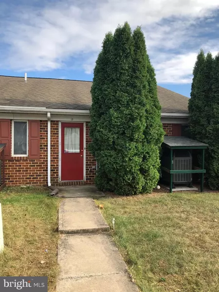 18 BEACON CT, Chambersburg, PA 17201