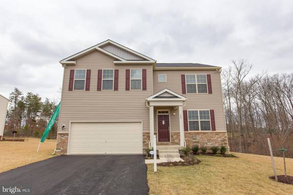 11146 CROSS FIELDS DR, Waynesboro, PA 17268