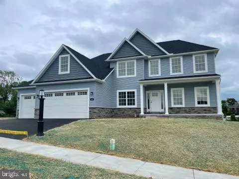 401 DELANIE DR, Greencastle, PA 17225