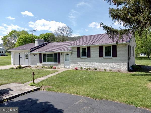 2597 APPLE WAY, Chambersburg, PA 17202