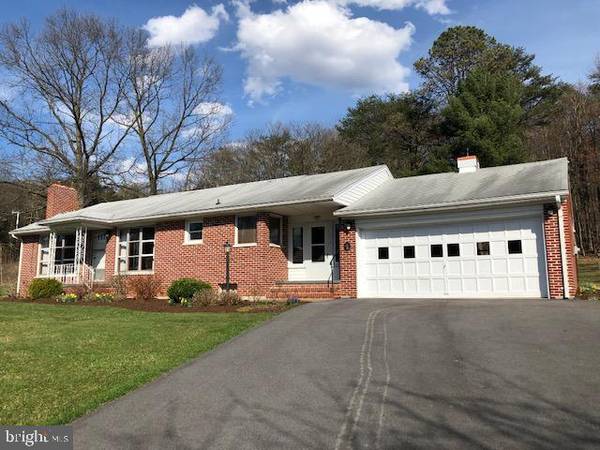 23238 GREAT COVE RD, Mc Connellsburg, PA 17233