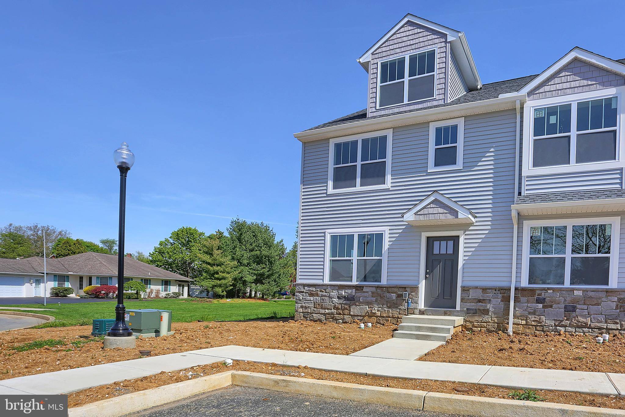 Mount Joy, PA 17552,345 MARTIN AVE