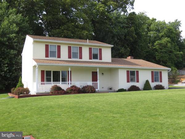 111 VALERIE DR, Elizabethtown, PA 17022