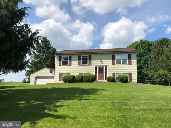 108 TRACY BERG RD, Lancaster, PA 17603